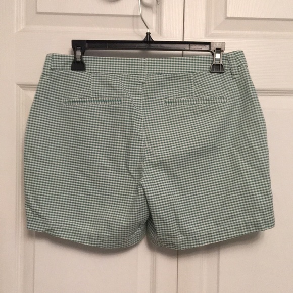 Old Navy Gingham Checkered Shorts Size 4 Fall Color - Picture 3 of 11